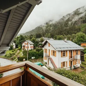 Luxurious 3-bedroom Flat With Sauna And Garage Chamonix