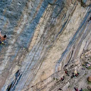 La Marmotte Perchee Gap